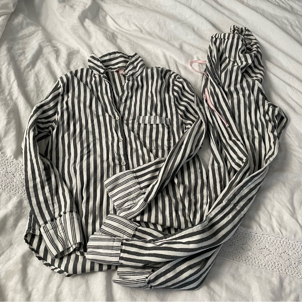 Victoria's Secret SMALL black and white striped pj set pajamas pants shirt